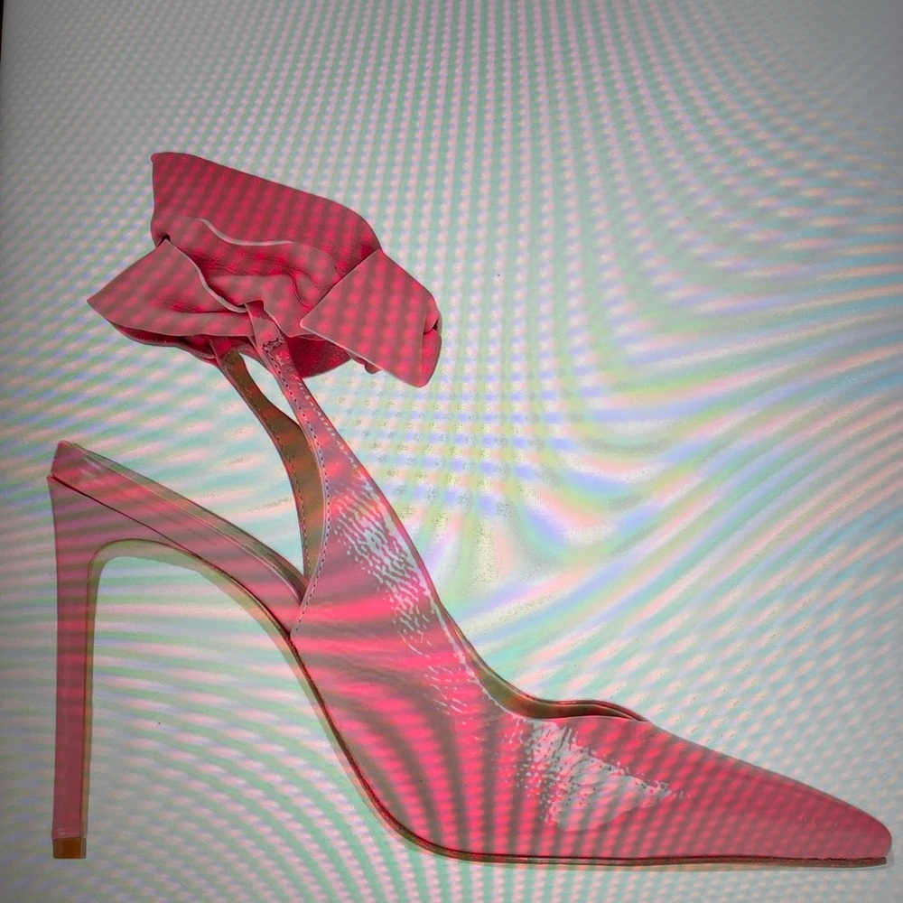 SCHUTZ. Hot pink pumps. Size 9